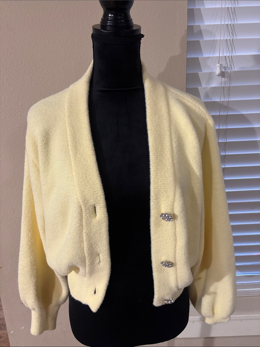 Zara Women's Cream Yellow Button-Accent Sweater Cardigan